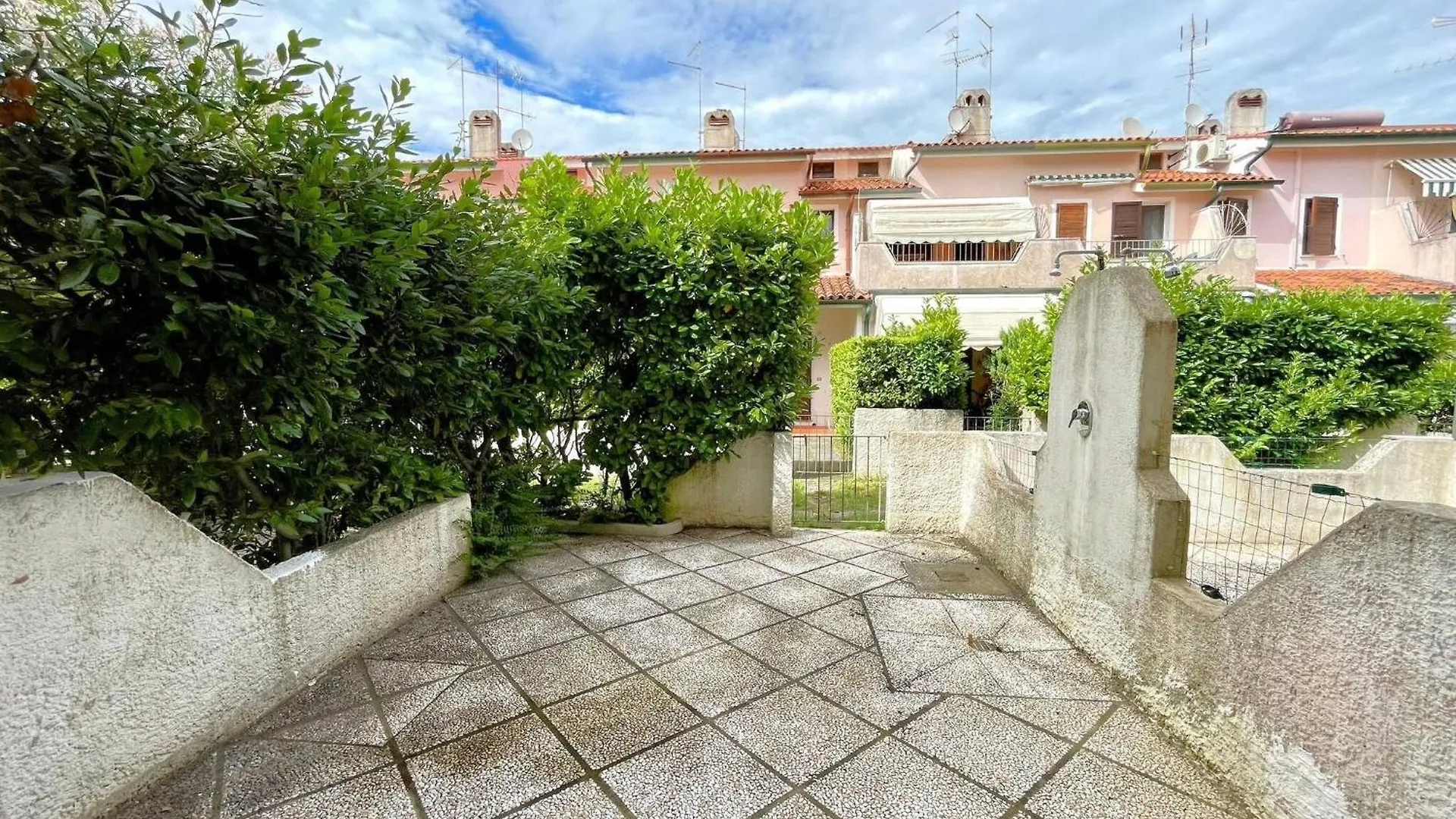 Holiday Home With Private Terrace Porto Santa Margherita di Caorle 0*,  Italië